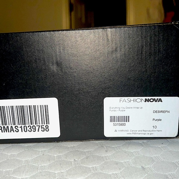 SALE✨ NEVER worn classy pumps - Picture 3 of 3